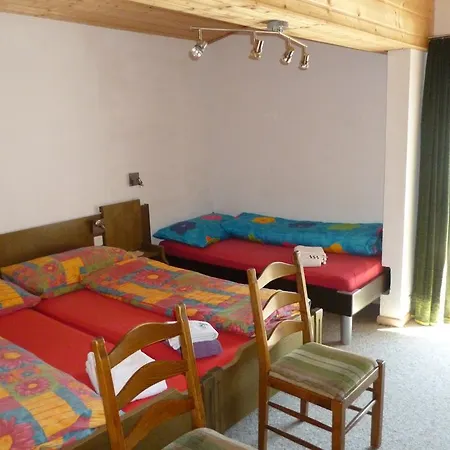 Apartment Enzian Saas-Almagell